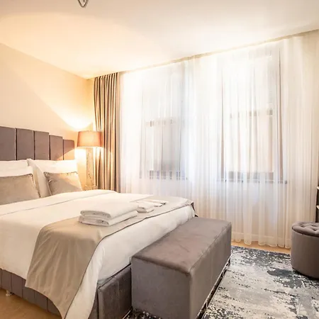 Millennium Golden Horn